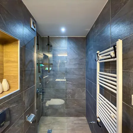 Luxury Downtown D4 Saloniki